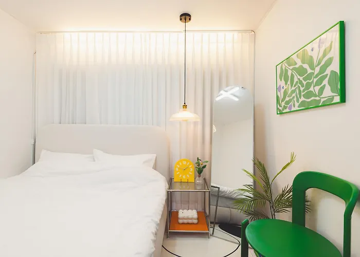 Romantic Terrace, 4people,2beds 2rooms, Jamsil Station, Lotte World, Kspo Dome Сеул